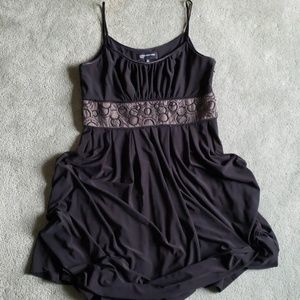 EUC Jones New York Sz 10 black beaded dress
